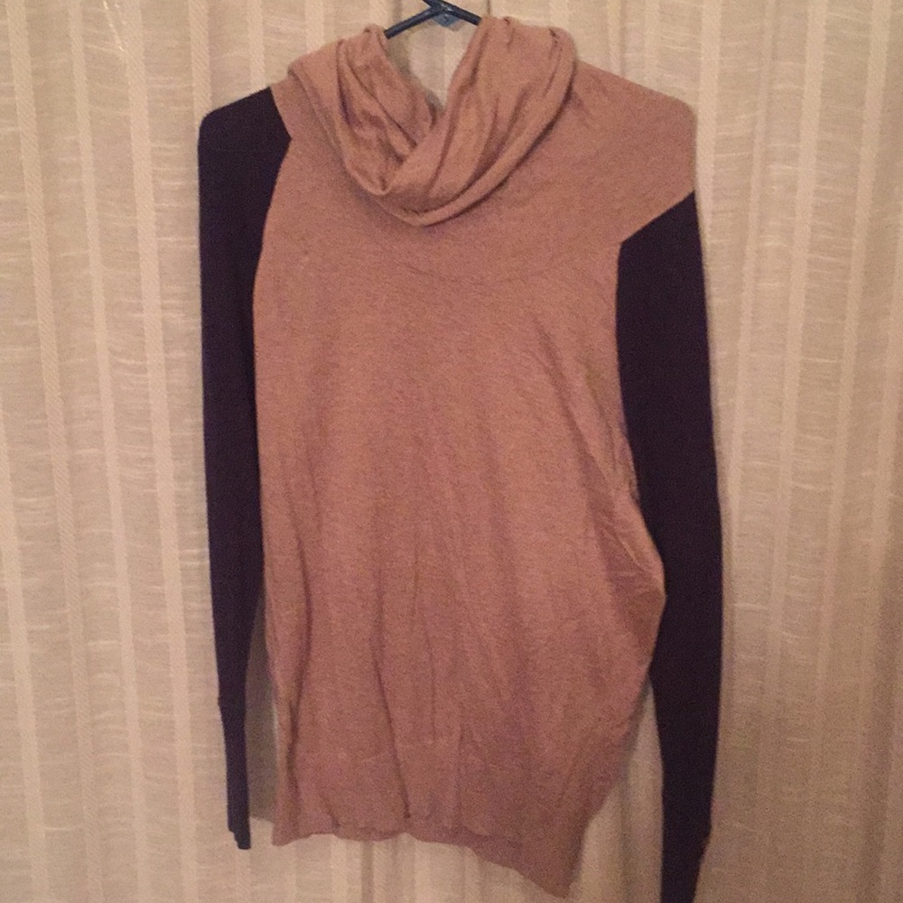 Women's sweater